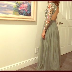 Beaded Needle & Thread Size 0 Gown